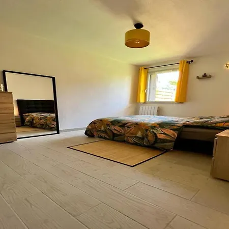 Apartment With View In *